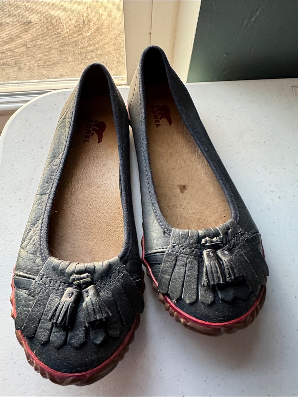 Sorrels black tassel-Accent Women's Flats